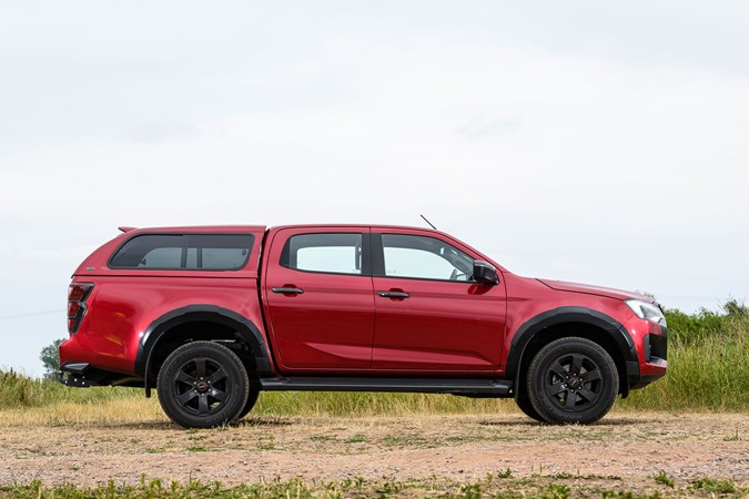 Side profile of an Isuzu D-Max V-Cross with a canopy