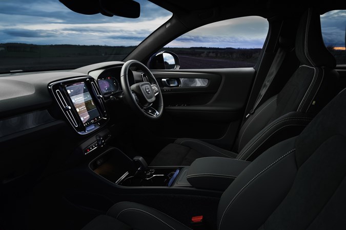 Volvo C40 front interior