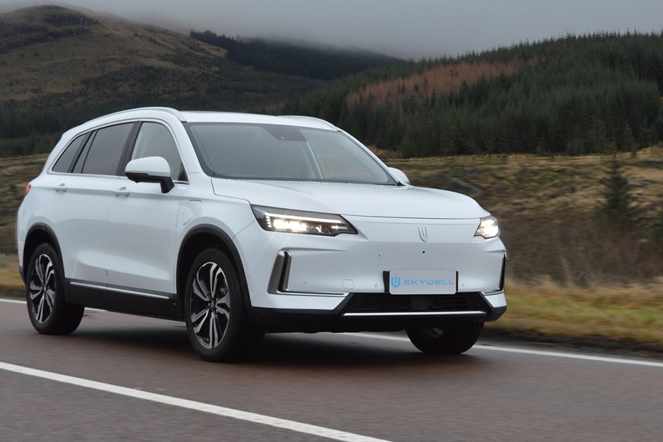 Skywell UK is stepping in with a £3,750 incentive on its BE11 SUV while delays hit the Government’s new Electric Car Grant.