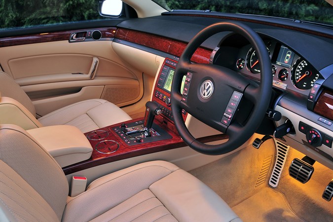 Volkswagen Phaeton W12 - What could possibly go wrong?