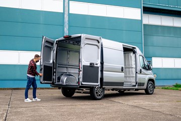 How we test vans at Parkers