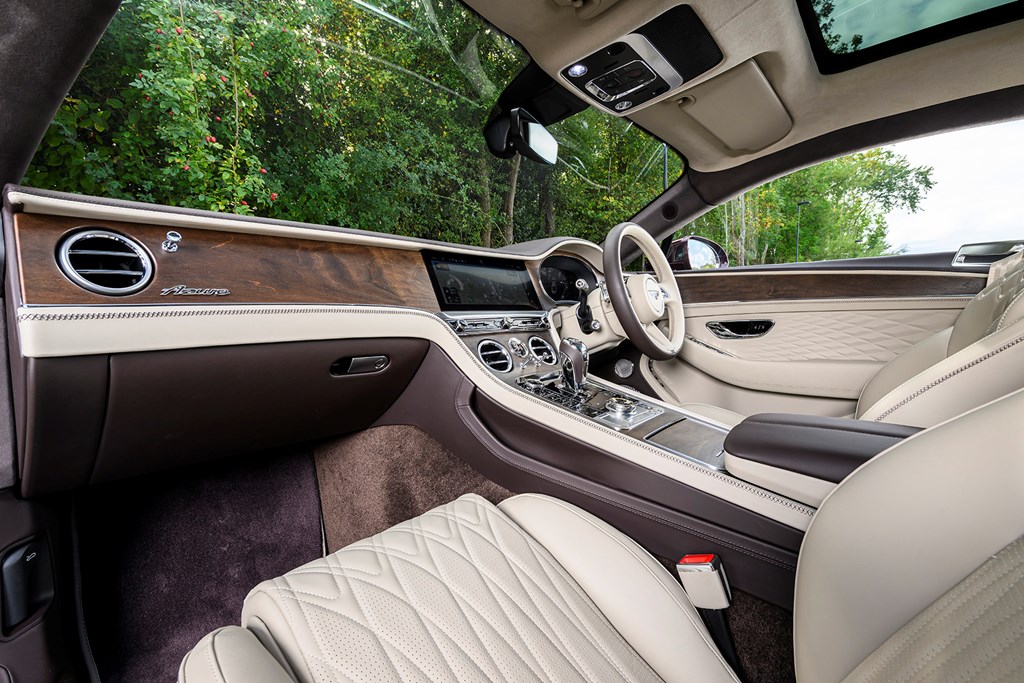 Bentley Continental GT (2026) interior