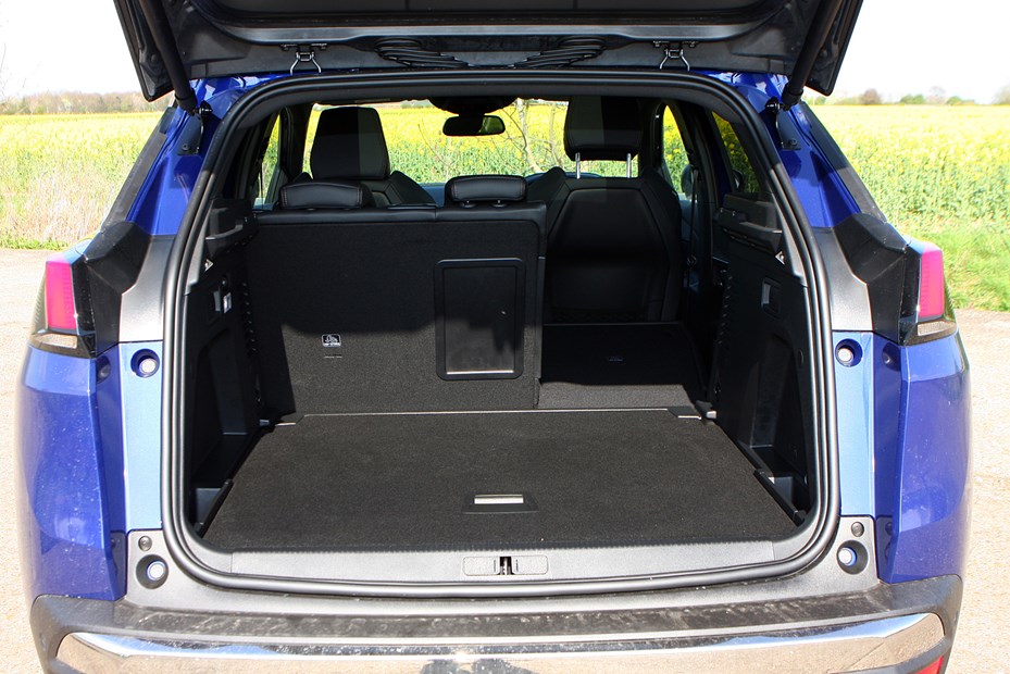 Peugeot 3008 SUV 2017 GT-Line boot/load space