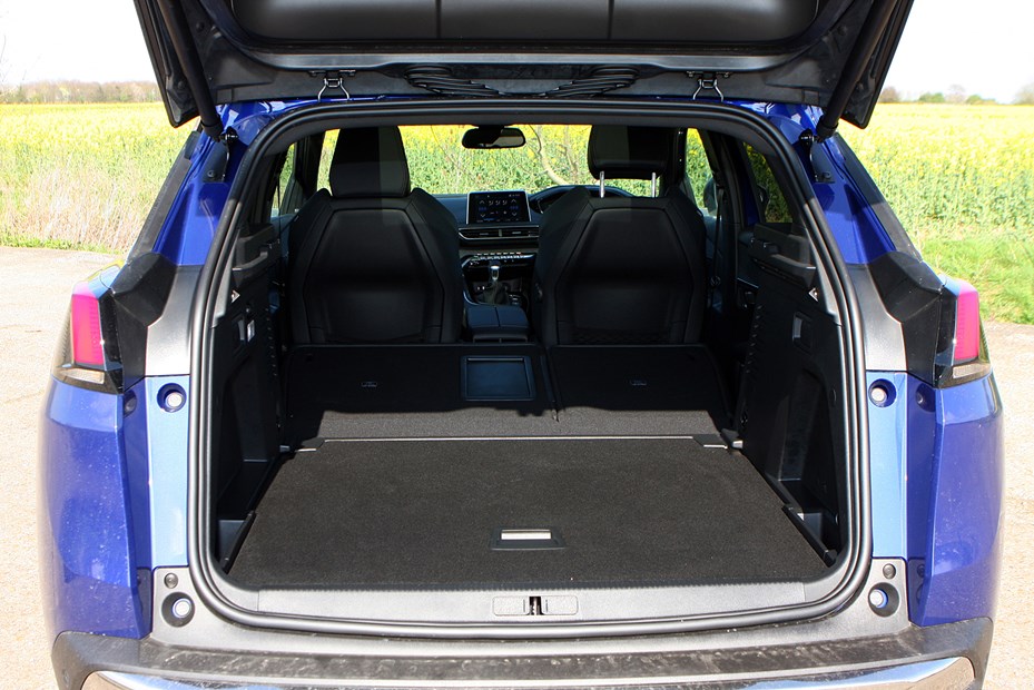 Peugeot 3008 SUV 2017 GT-Line boot/load space