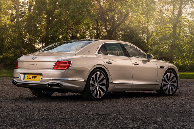 Bentley Flying Spur (2020) rear view