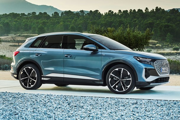 Audi Q4 E-Tron (2021) profile view