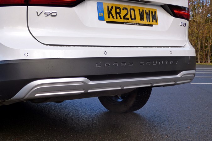 Volvo V90 Cross Country rear bumper 2020