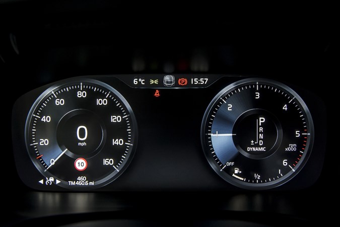 2016 Volvo S90 dials