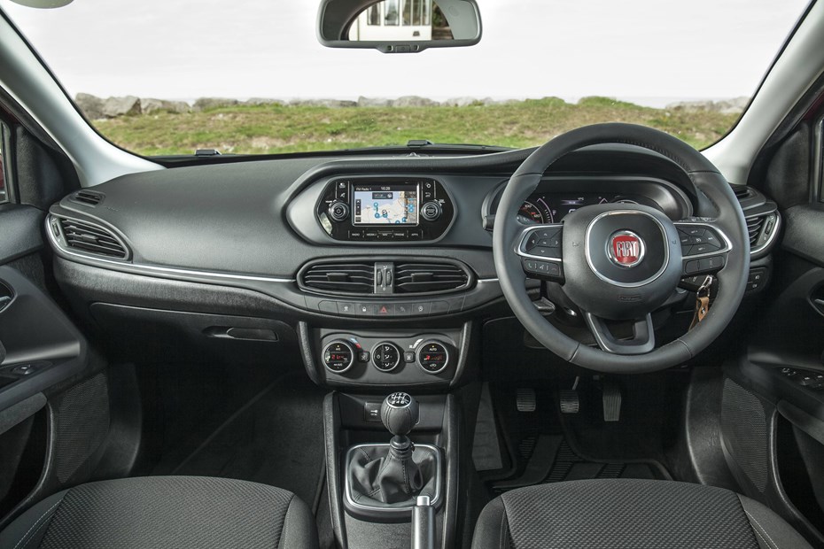 Fiat Tipo interior