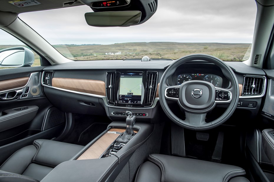 Volvo 2016 V90 Main Interior