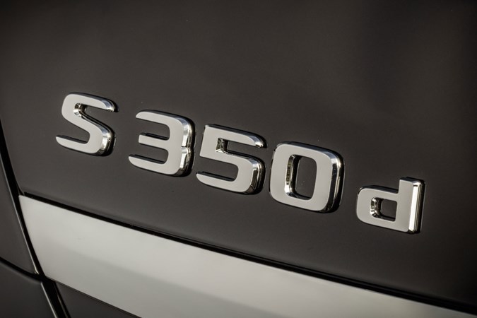 Mercedes S 350 d badge