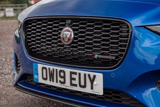 2019 Jaguar XE front grille and badge