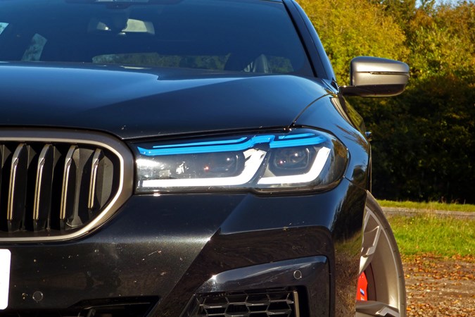 BMW 5 Series adaptive headlight option 2020