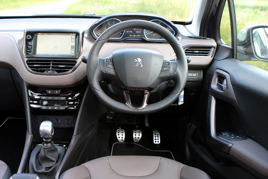 Used Peugeot 2008 Estate (2013 - 2019) interior