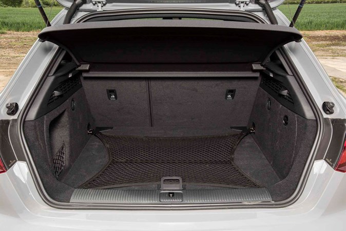 2019 Audi RS 3 interior boot
