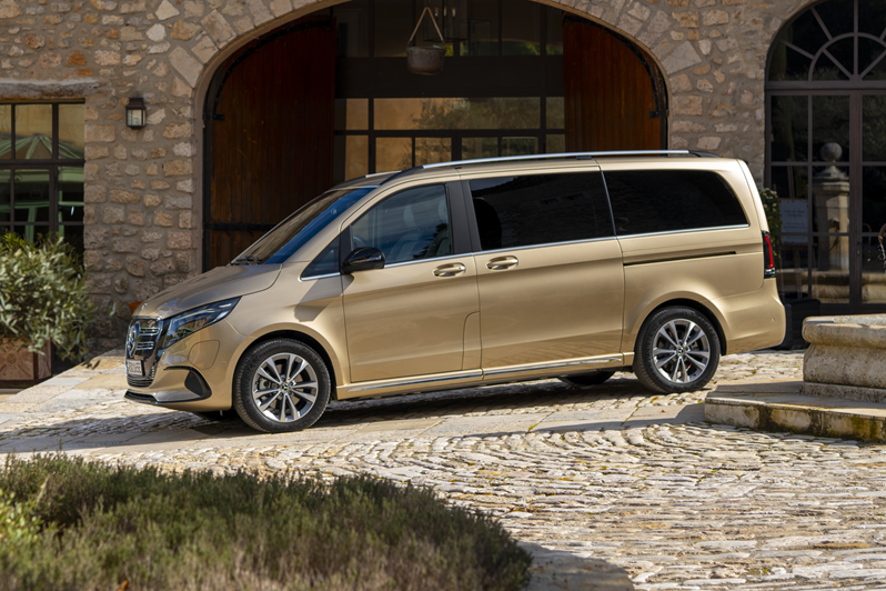 Mercedes-Benz EQV Review (2024)