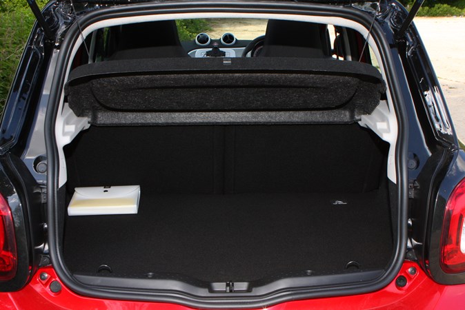 Smart Forfour boot/load space