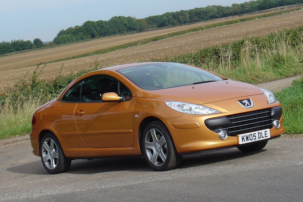Peugeot 307 Coupé Cabriolet Review (2003 - 2008