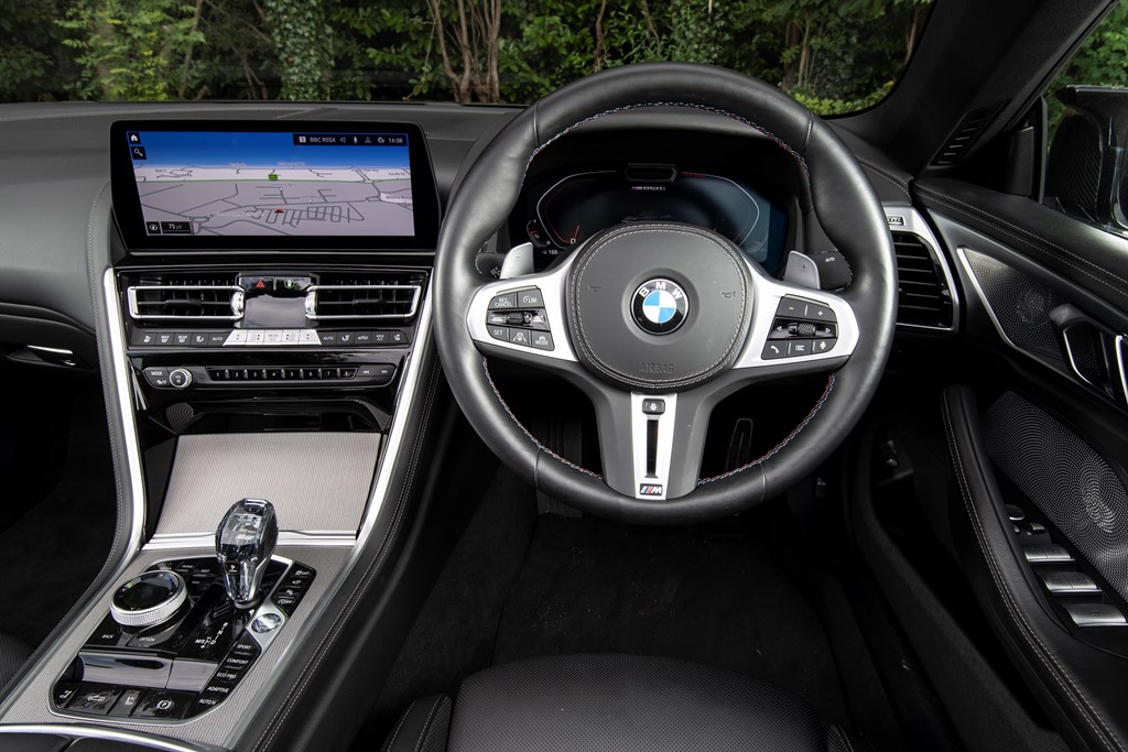 BMW 8-Series Convertible (2023) interior | Parkers