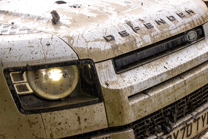 2021 Land Rover Defender 90 headlights