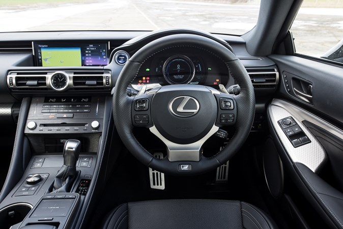 Lexus RC interior 2019