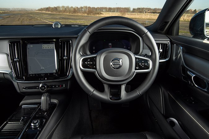 Volvo V90 review, steering wheel, infotainment, digital dials